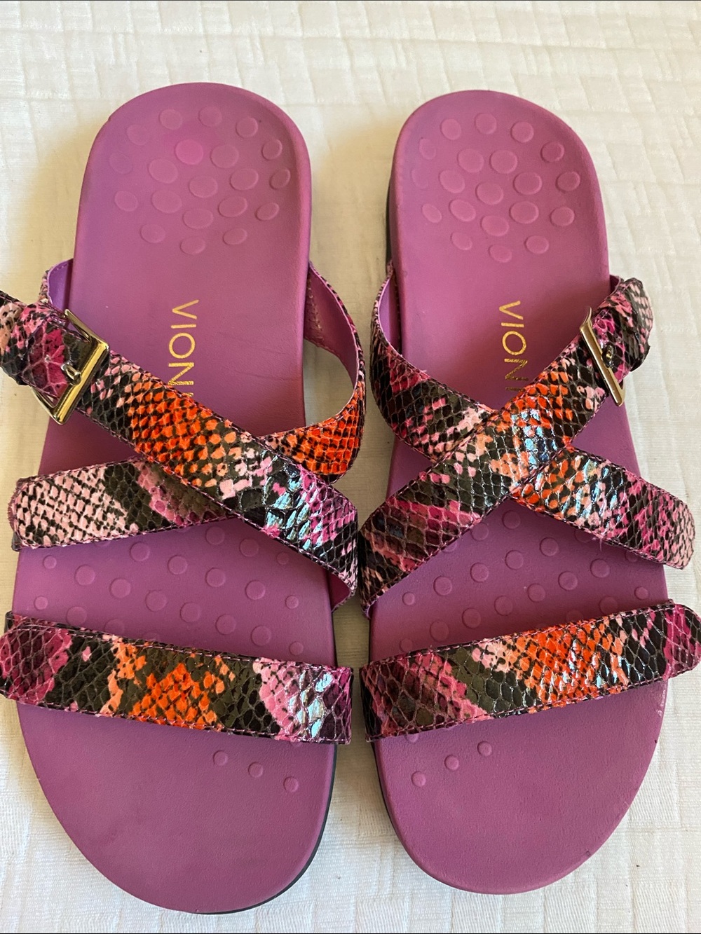 VIONIC Purple/
Pink Slide Sandals with Multicolor Snake-Print Straps